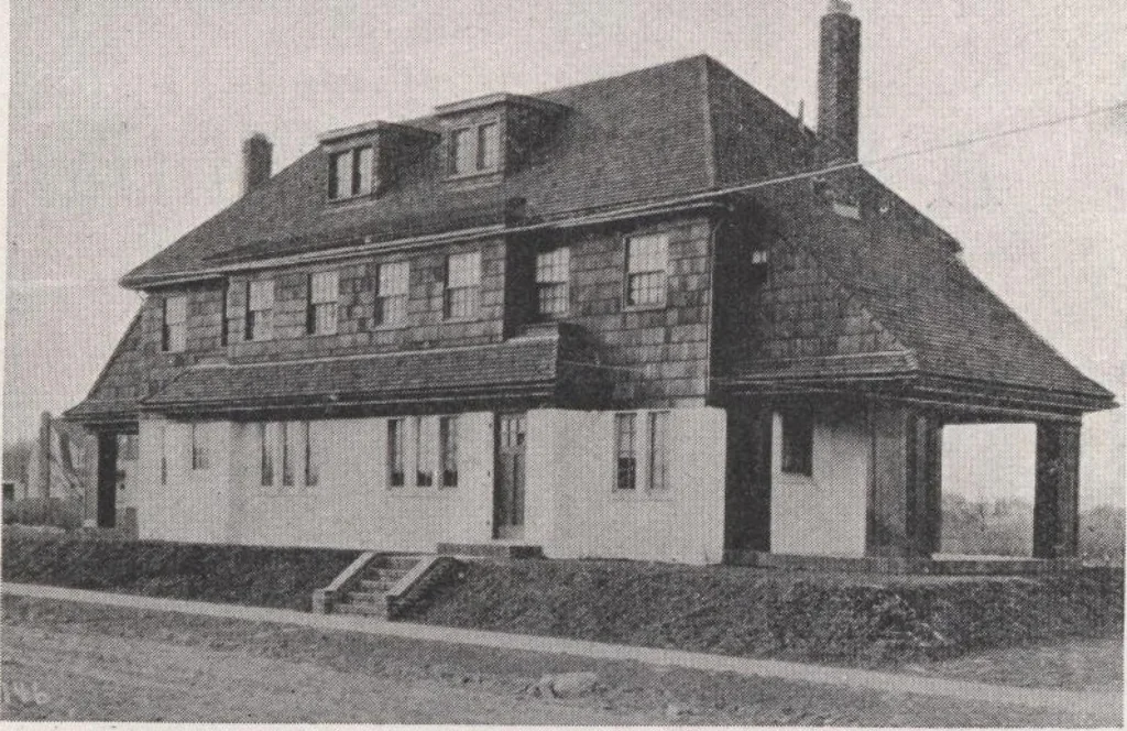 An illustration from Keith's magazine, october 1917, 1917, leaf 30