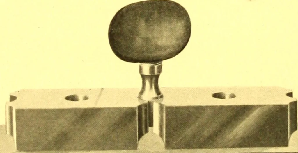 An illustration from Leeds & Northrup apparatus at the Louisiana Purchase Exposition 1904, 1904, leaf 6
