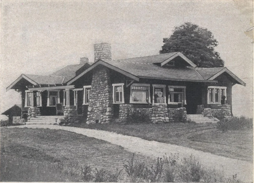 An illustration from Book A-7 of one hundred homes, 1917, leaf 104