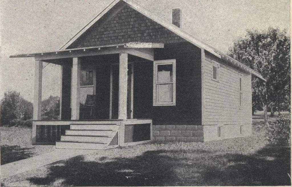 An illustration from Book A-7 of one hundred homes, 1917, leaf 14