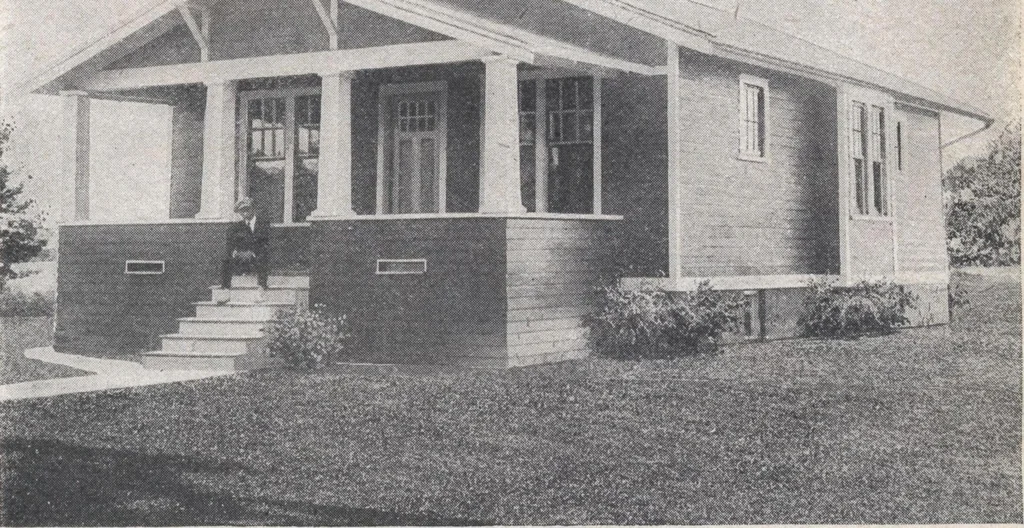 An illustration from Book A-7 of one hundred homes, 1917, leaf 38