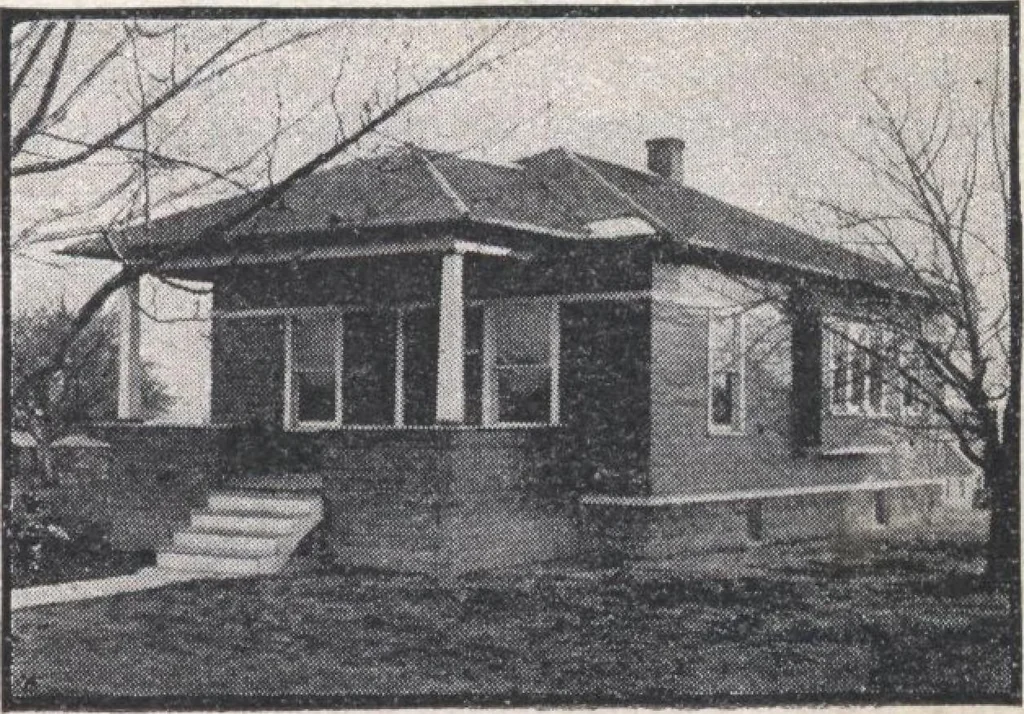 An illustration from Book A-7 of one hundred homes, 1917, leaf 40