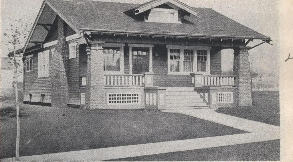 An illustration from Book A-7 of one hundred homes, 1917, leaf 74
