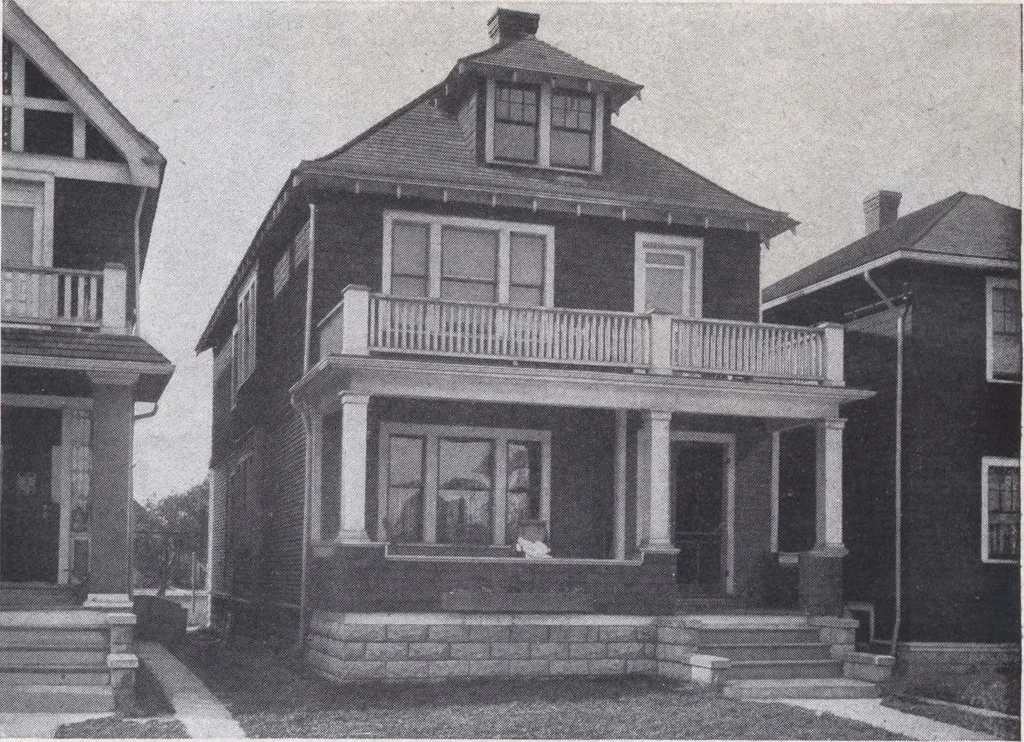 An illustration from Book A-6 of one hundred homes, 1915, leaf 102