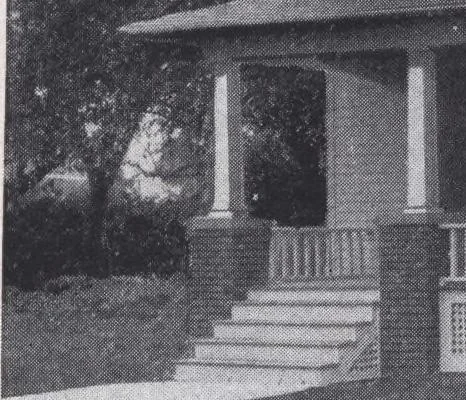 An illustration from Book A-6 of one hundred homes, 1915, leaf 58