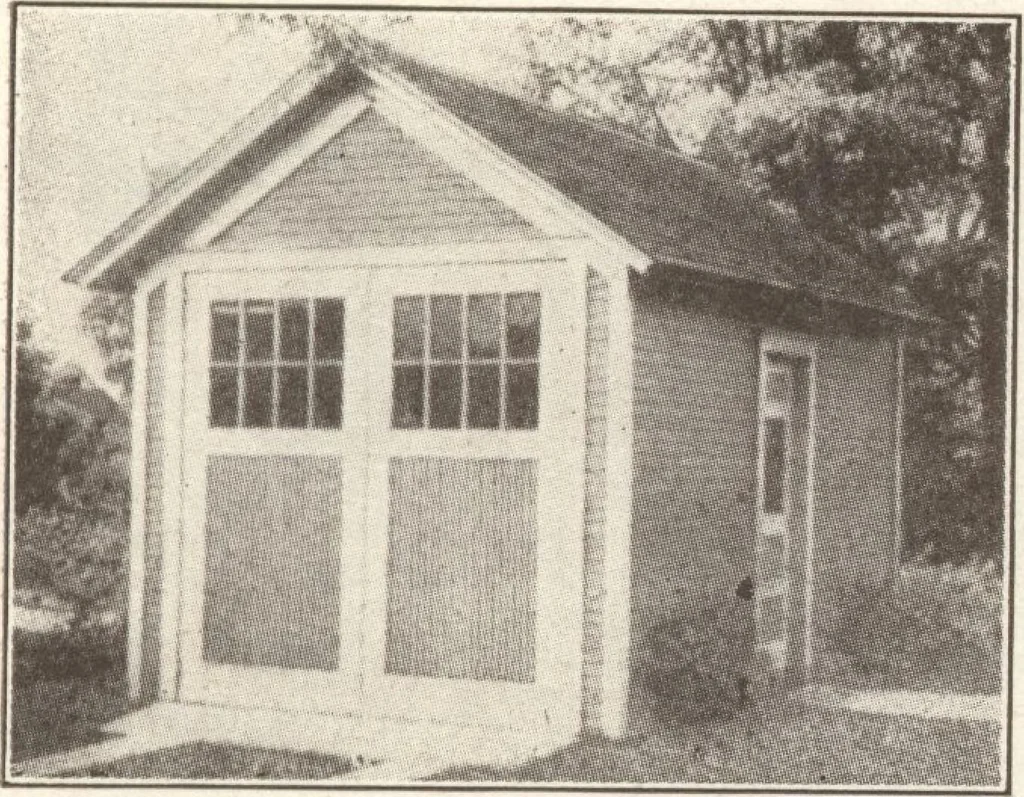 An illustration from Lewis homes: homes of character, 1922, leaf 140
