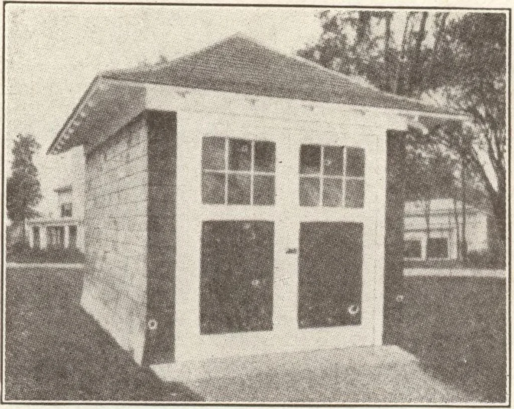 An illustration from Lewis homes: homes of character, 1922, leaf 140