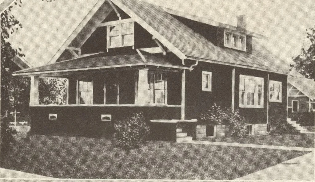 An illustration from Lewis homes: homes of character, 1922, leaf 162