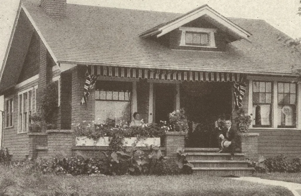 An illustration from Lewis homes: homes of character, 1922, leaf 95
