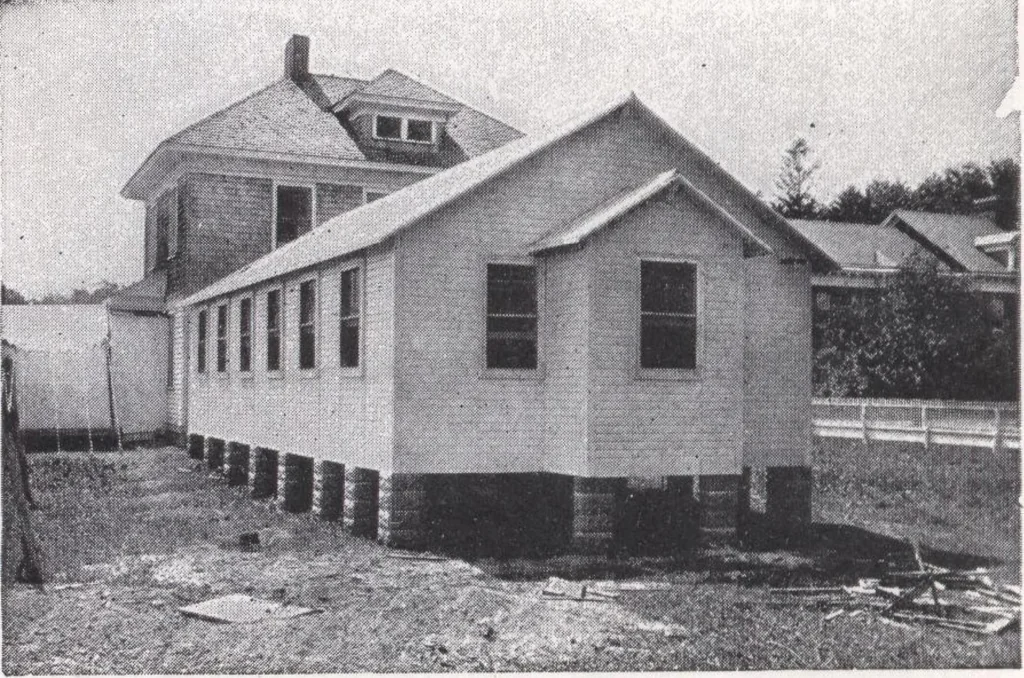 An illustration from Bossert houses, 1922, leaf 31