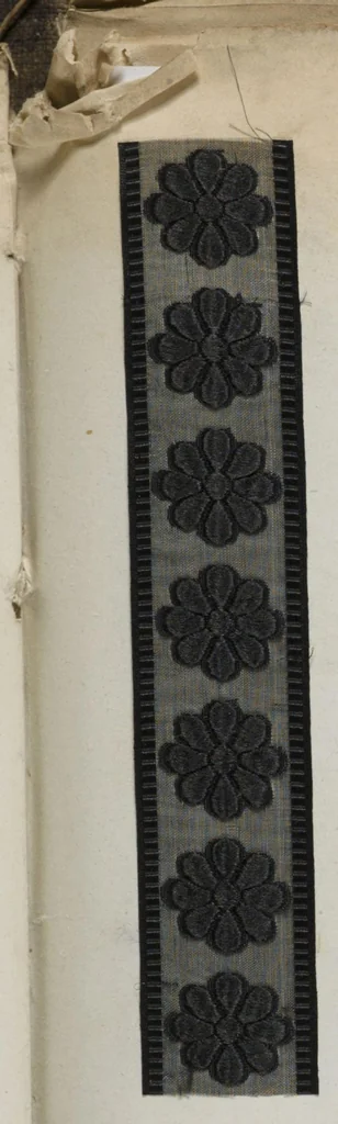 An illustration from Passementeries, 1842, leaf 106