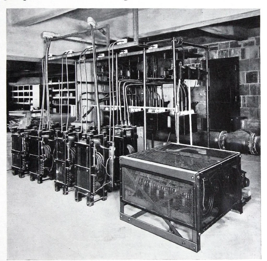 An illustration from Mobile Color Lighting, 1928, leaf 22