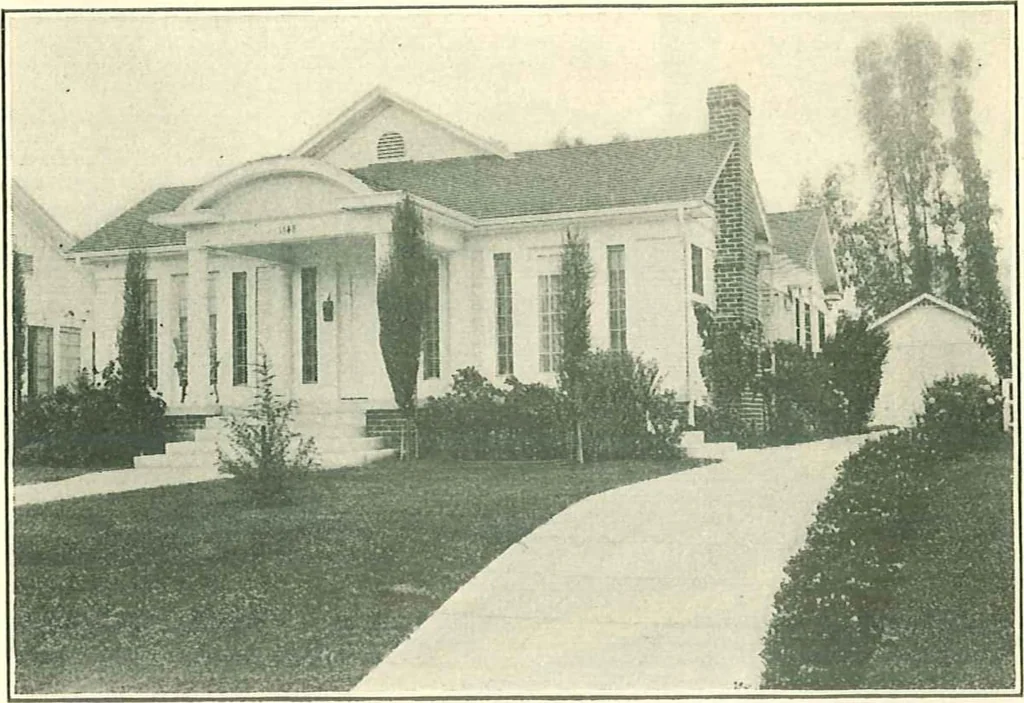 An illustration from Modern homes, 1921, leaf 27