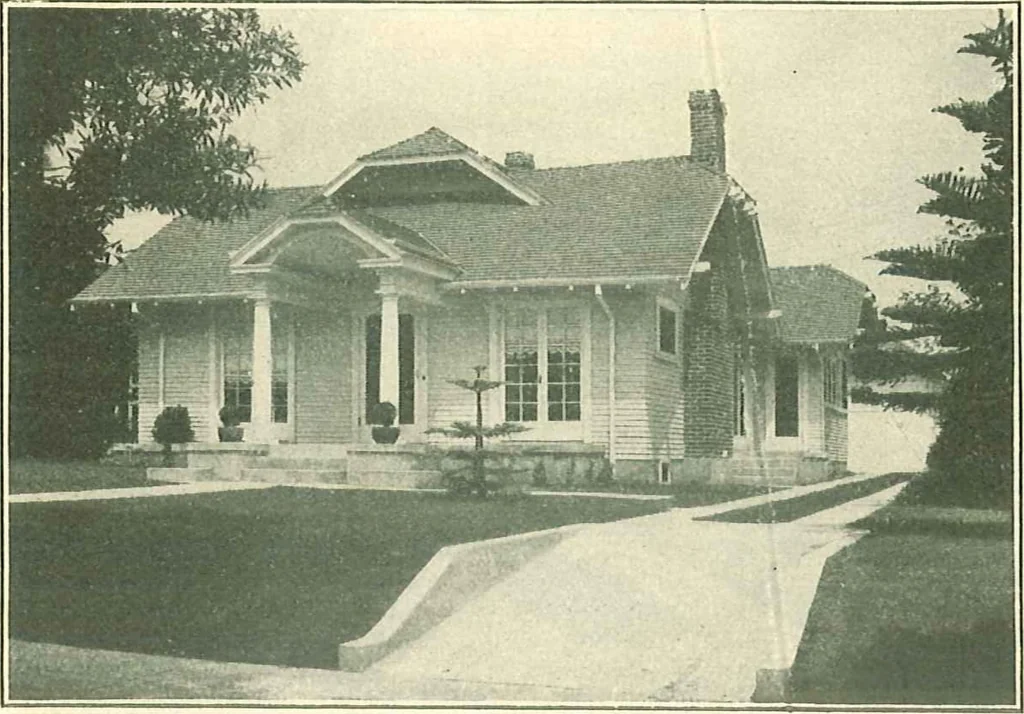 An illustration from Modern homes, 1921, leaf 8