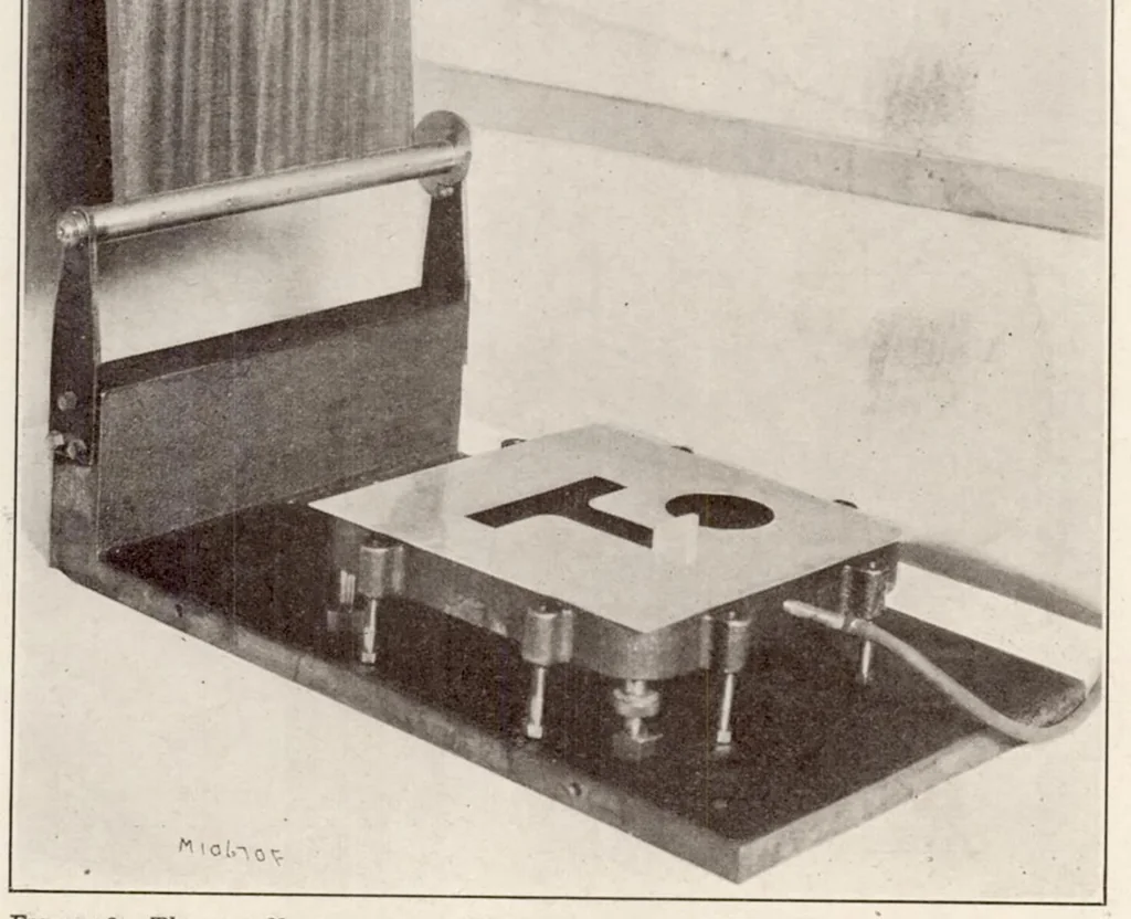 An illustration from The Torsion of Members Having Sections Common in Aircraft Construction, 1930, leaf 9