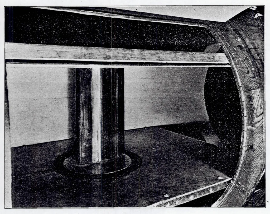 An illustration from Wind-Tunnel Tests on Airfoil Boundary Layer Control Using a Backward-Opening Slot, 1932, leaf 7