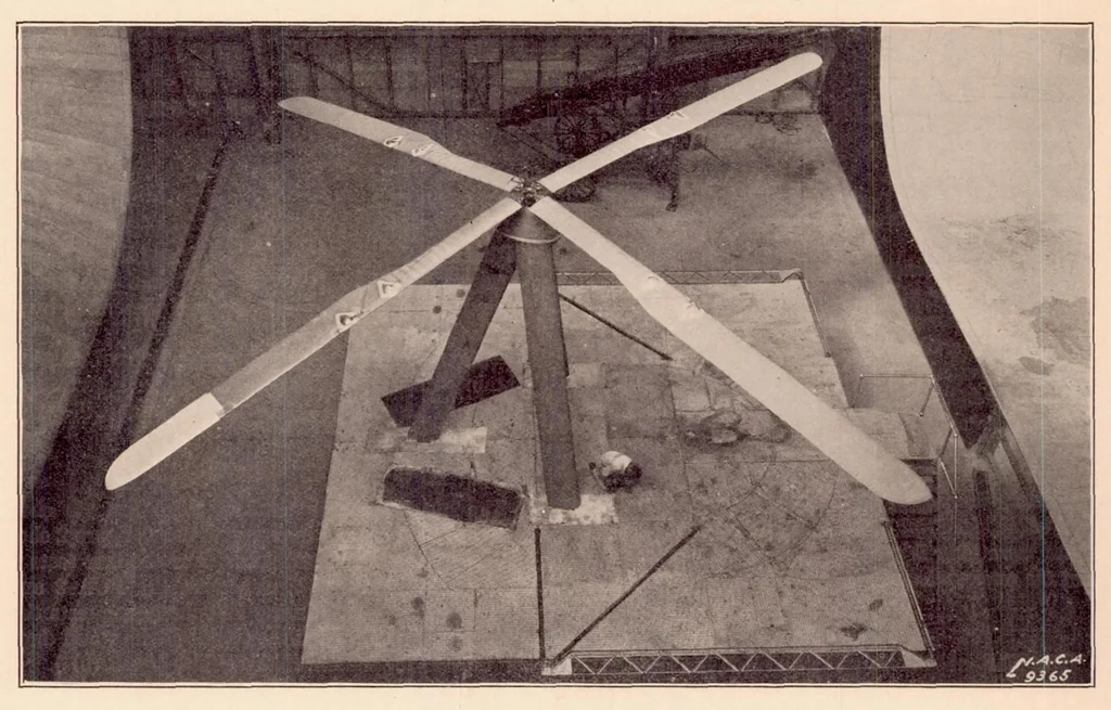 An illustration from Full-Scale Wind-Tunnel Tests of a PCA-2 Autogiro Rotor, 1935, leaf 5
