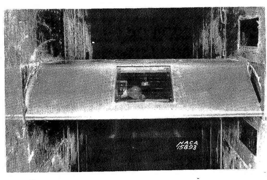 An illustration from Investigation of an Electrically Heated Airplane Windshield for Ice Prevention, Special Report, 1939, leaf 11