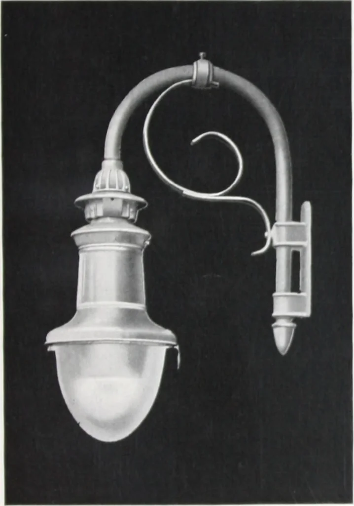 An illustration from Novalux street lighting units (pendent and bracket types) for Mazda series lamps, 1920, leaf 40