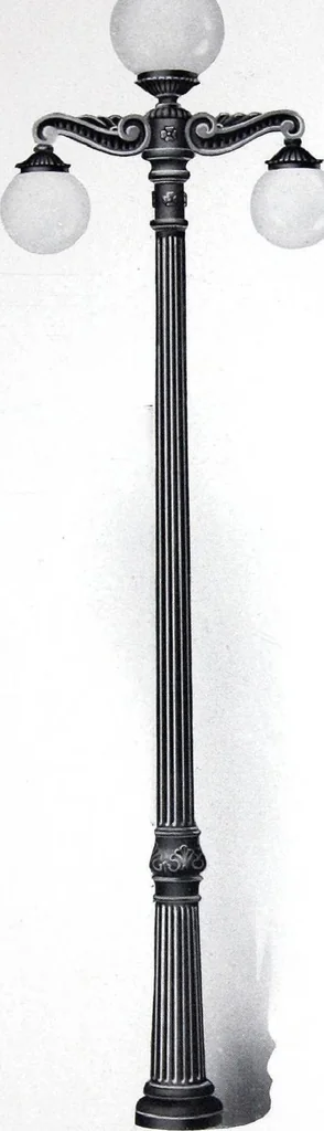 An illustration from Ornamental Street Lamp Posts, Mast Arms and Brackets, 1914, leaf 12