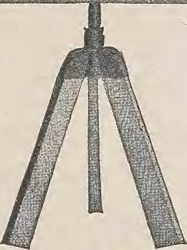 An illustration from Review of spring and summer goods, 1911, 1911, leaf 14