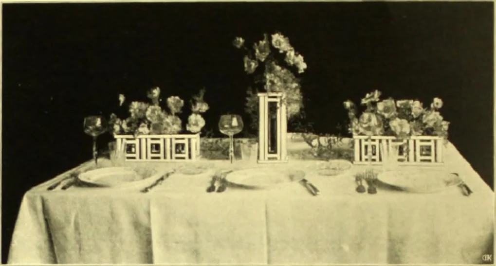 An illustration from Rheinauer Gartenmobel : Spalierwerke, Holzarbeiten fur Parkanlagen, Veranden und Wintergarten, Gartenlauben, Gartenhauser ..., 1912, leaf 109