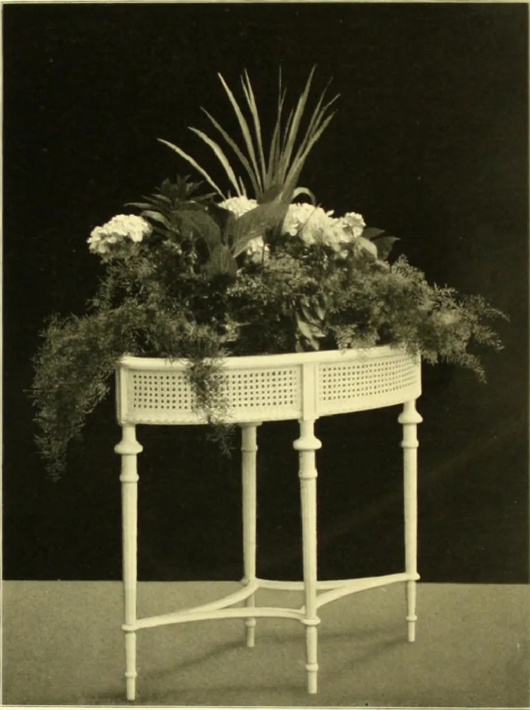An illustration from Rheinauer Gartenmobel : Spalierwerke, Holzarbeiten fur Parkanlagen, Veranden und Wintergarten, Gartenlauben, Gartenhauser ..., 1912, leaf 99
