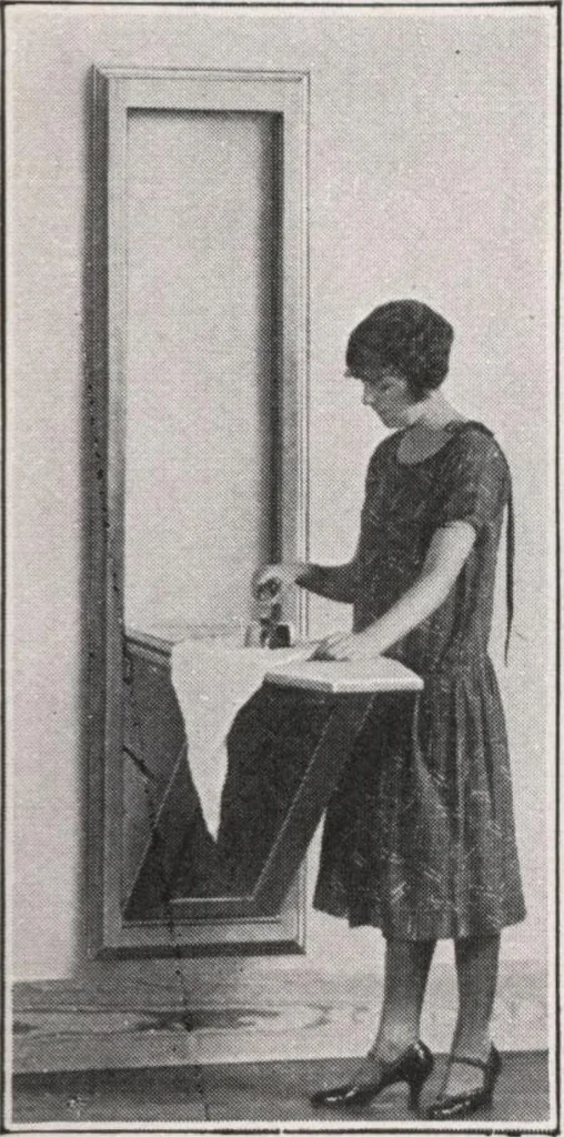 An illustration from Roberts price pilot, 1920, leaf 129