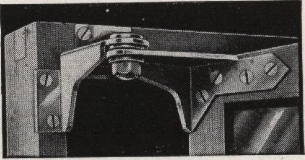 An illustration from Roberts price pilot, 1920, leaf 76