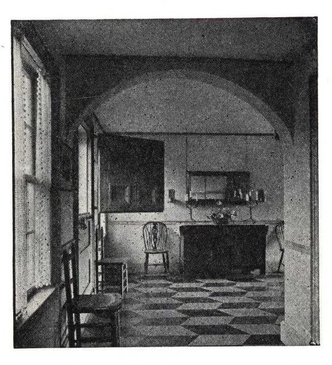 An illustration from The guide book of painting and varnishing., 1929, leaf 38