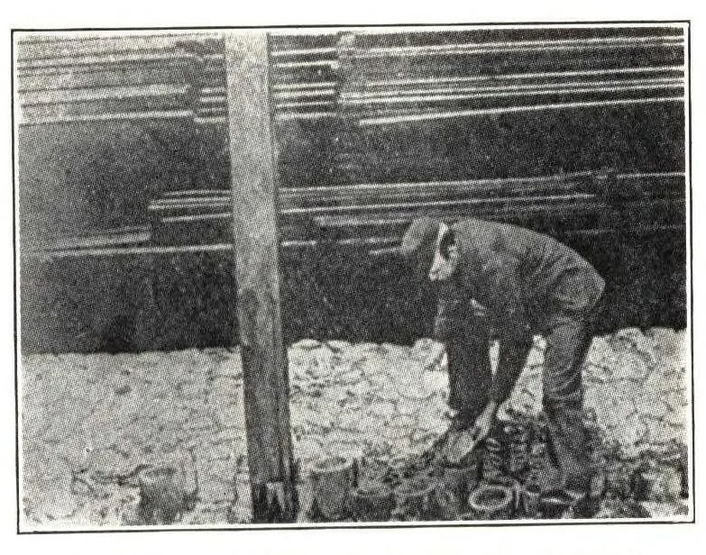 An illustration from The materials of paint manufacture., 1910, leaf 34
