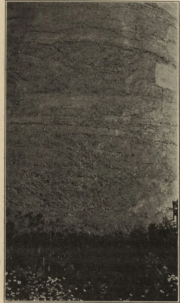 An illustration from Plain concrete for farm use, farmers' bulletin no. 1279, 1922, leaf 9