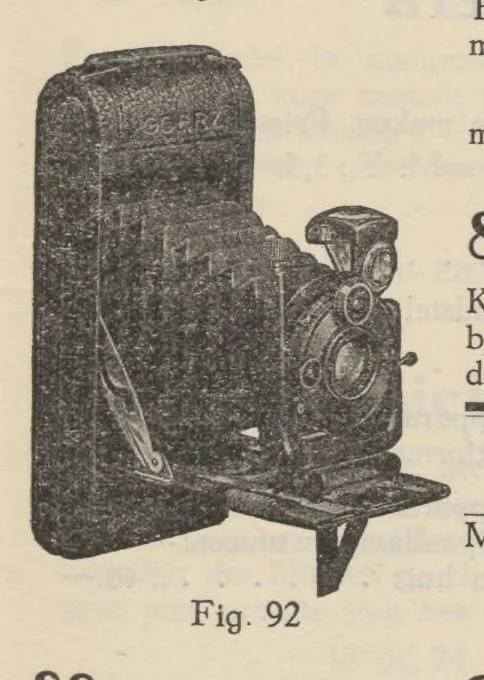 An illustration from Prijscourant van benoodigdheden voor fotografie en projectie, 1926, leaf 24