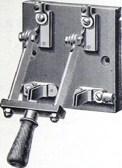 An illustration from Watchmen's Time Detectors Operated by Batteries or Magneto Generators, 1900, leaf 142