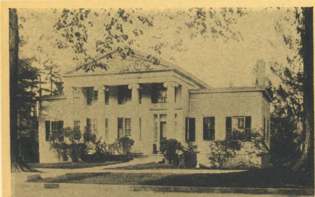 An illustration from Good houses, 3rd ed., 1922, leaf 32