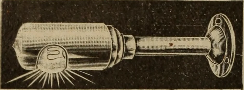 An illustration from Accessoires pour automobiles, catalogue no. 1, 1914, 1914, leaf 23