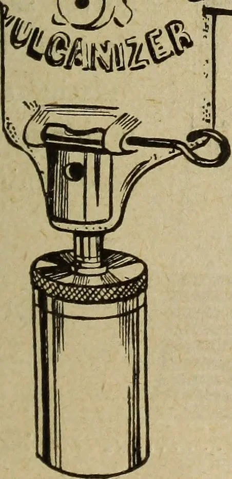 An illustration from Accessoires pour automobiles, catalogue no. 1, 1914, 1914, leaf 46