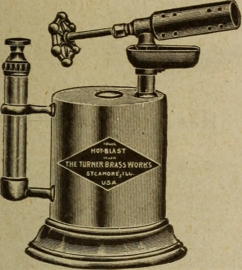 An illustration from Accessoires pour automobiles, catalogue no. 1, 1914, 1914, leaf 64