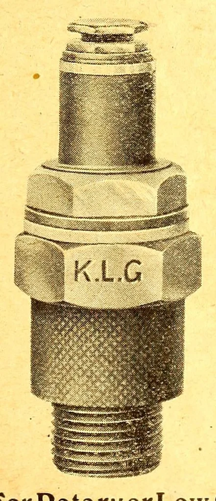 An illustration from The Aeroplane, 1911, leaf 547