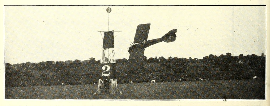 An illustration from The Aeroplane, 1911, leaf 236