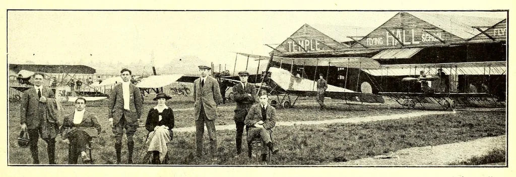 An illustration from The Aeroplane, 1911, leaf 691