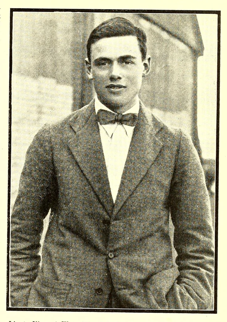 An illustration from The Aeroplane, 1911, leaf 285
