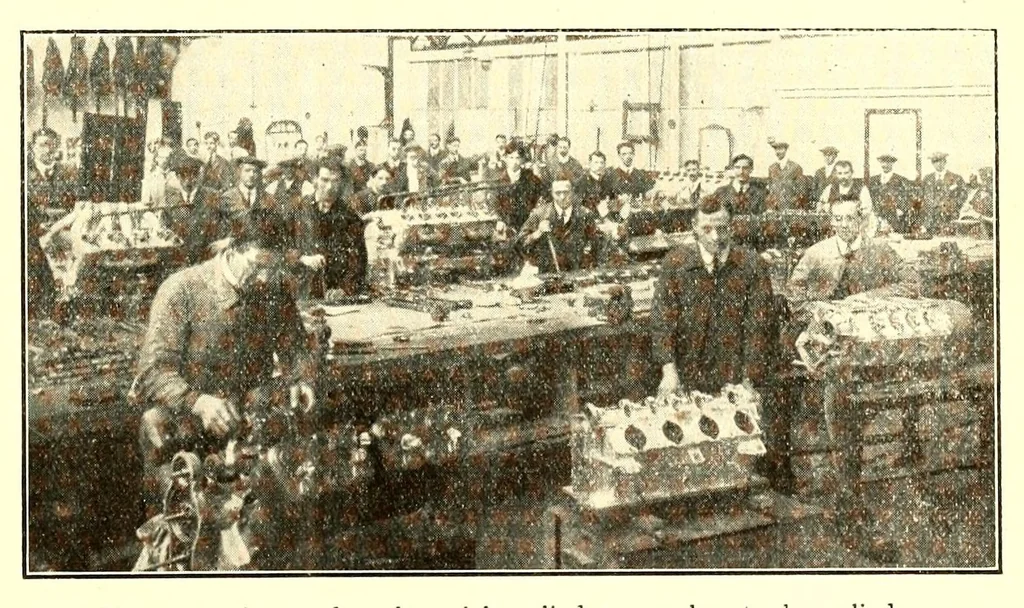 An illustration from The Aeroplane, 1911, leaf 105