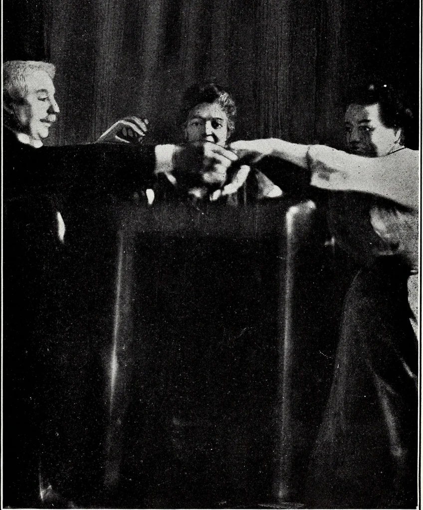 An illustration from After death--what? : Spiritistic phenomena and their interpretation, 1909, leaf 66