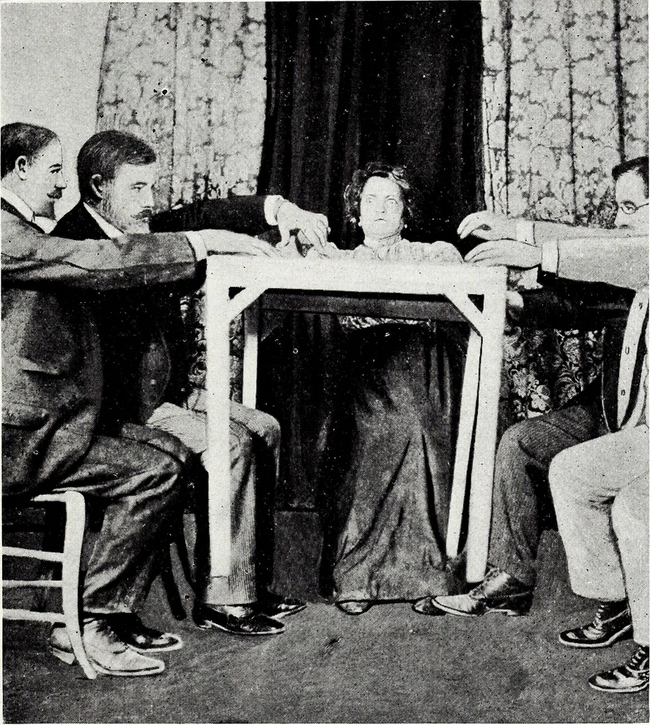 An illustration from After death--what? : Spiritistic phenomena and their interpretation, 1909, leaf 70