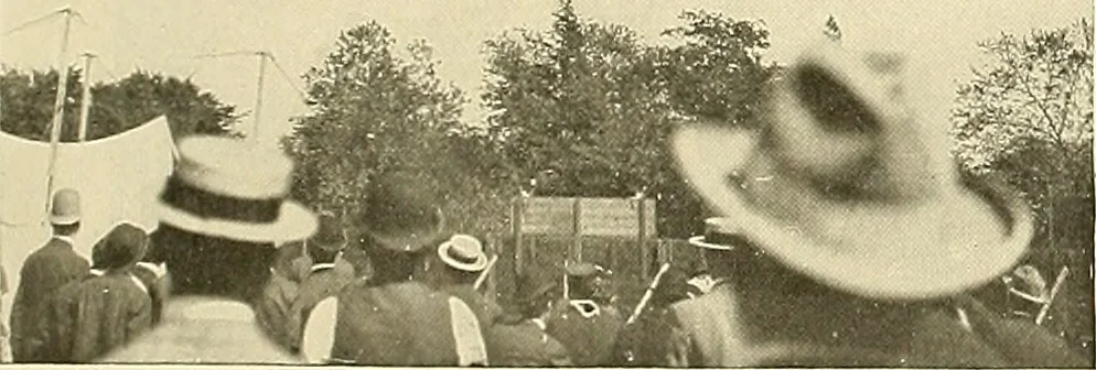 An illustration from Aircraft, 1910, leaf 138