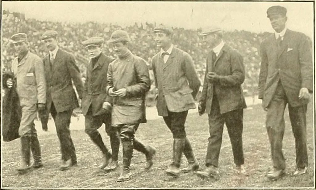An illustration from Aircraft, 1910, leaf 24
