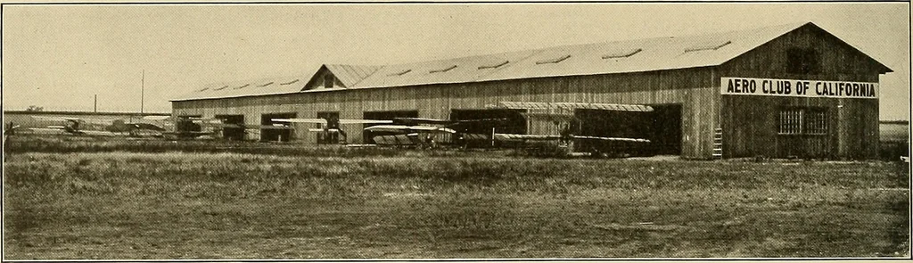 An illustration from Aircraft, 1910, leaf 289