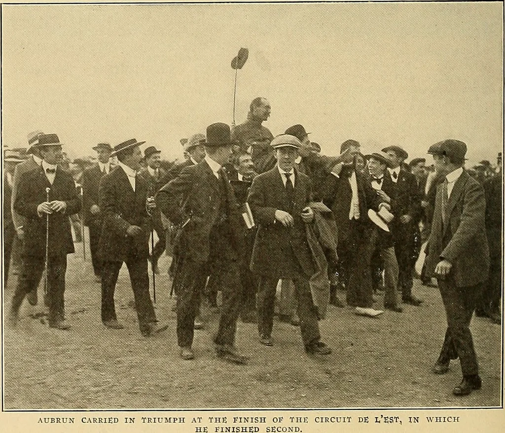 An illustration from Aircraft, 1910, leaf 329