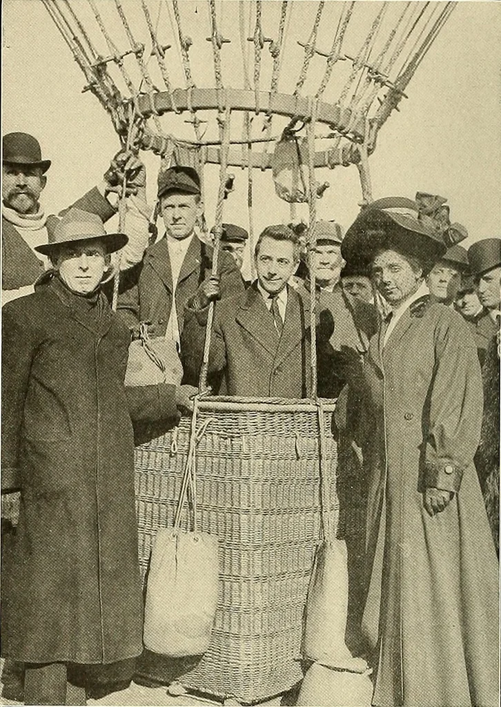 An illustration from Aircraft, 1910, leaf 61